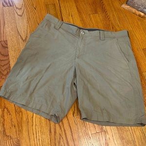 Mens Columbia shorts size 36w 10L